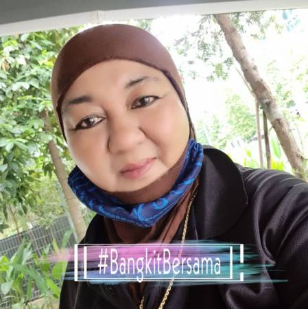 獅城夫婦疫中送暖 家門前准備幹糧披薩 免費讓馬勞領取