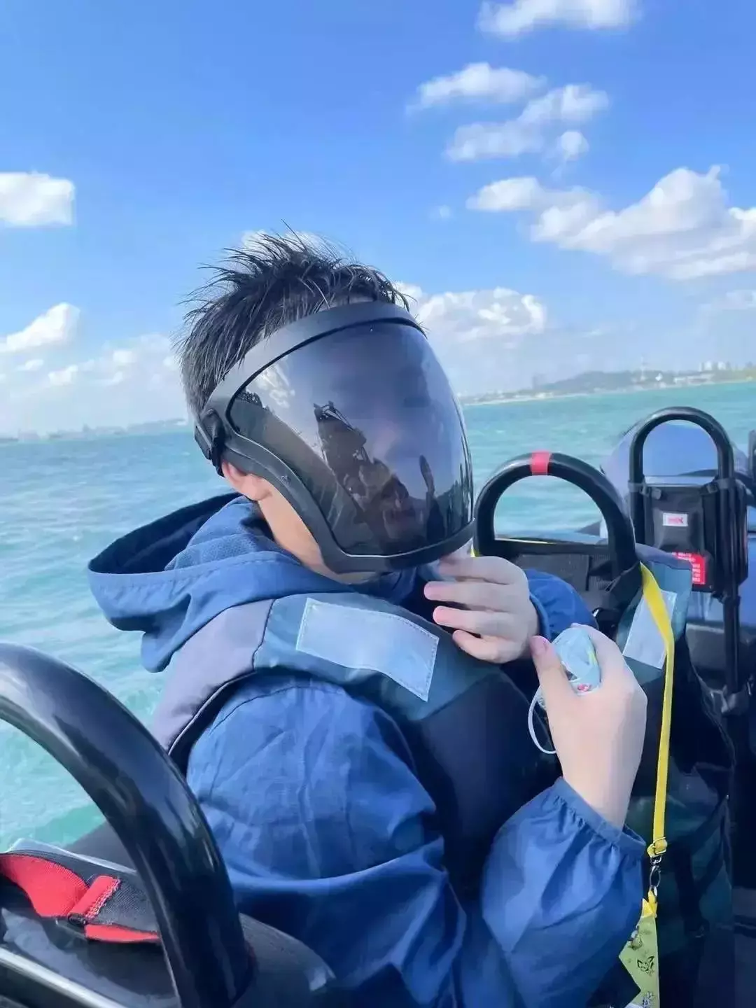 刺激！新加坡最酷的海上运动，1小时乘海军飞艇游5个岛，感觉爽飞了