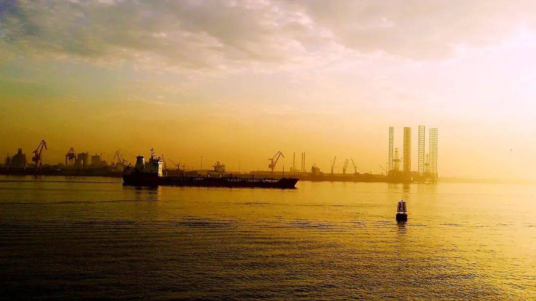 從“新加坡鄉下”到“獅城威尼斯”、“新硅谷”,榜鵝新鎮到底經曆了什麽