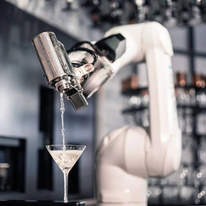 源自上海的機器人咖啡館"Ratio"進駐新加坡，接地氣泡起南洋咖啡