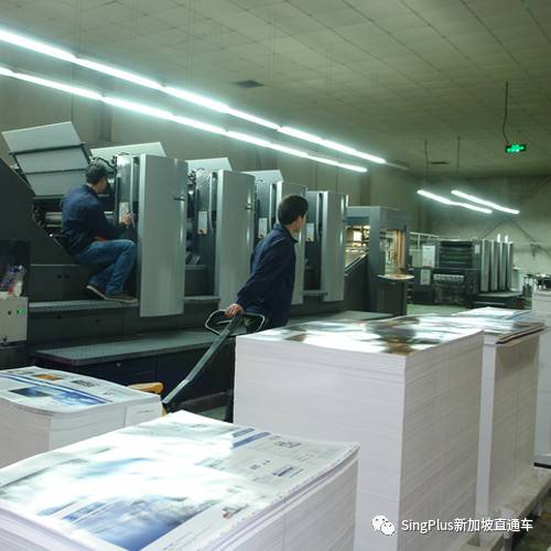 中国学生拿假文凭骗父母拿高薪?且看新加坡和中国如何打假