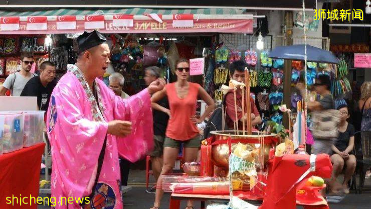 農曆七月“鬼節”到了，在新加坡過中元節有何禁忌