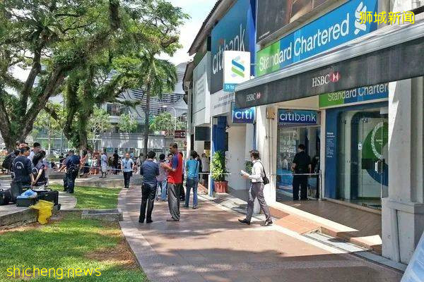 在新加坡抢银行不用被鞭刑,这个洋人凭什么