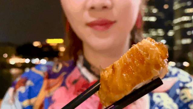 狮城港式粤菜四大名厨之一,坐镇新加坡河畔20年老字号,为你带来惊喜和福利