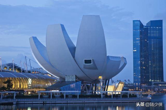 嗨亲爱的,去不去新加坡工作