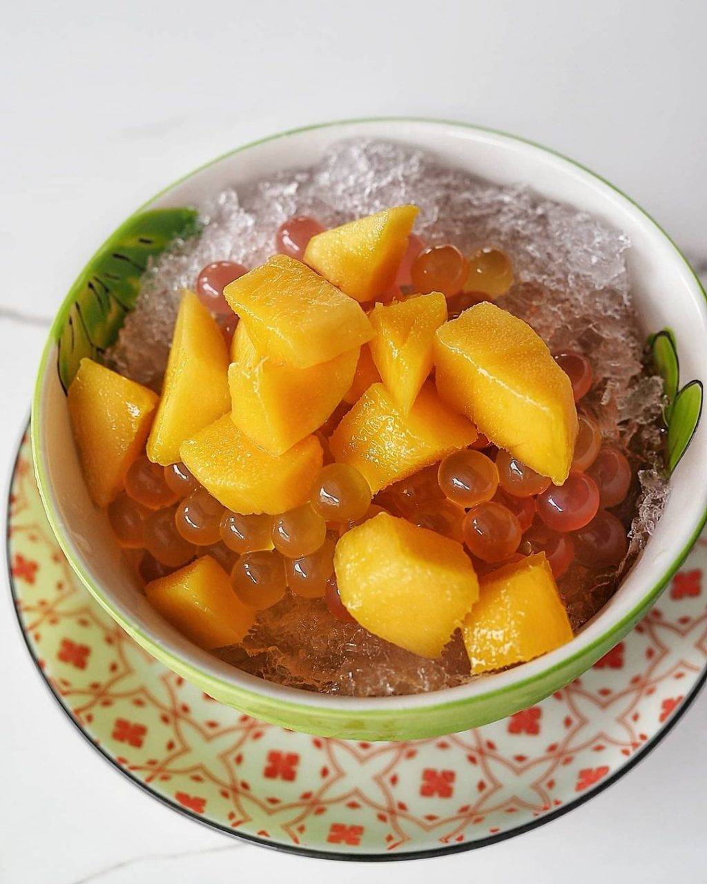 深夜甜品店✨芽籠“Sweet Hut Dessert 甜秘密”🍬糖果色空間、傳統新潮糖水，營業到淩晨4點