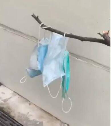新加坡户外有多少丢弃的废旧口罩?“跟着我”走红小坡