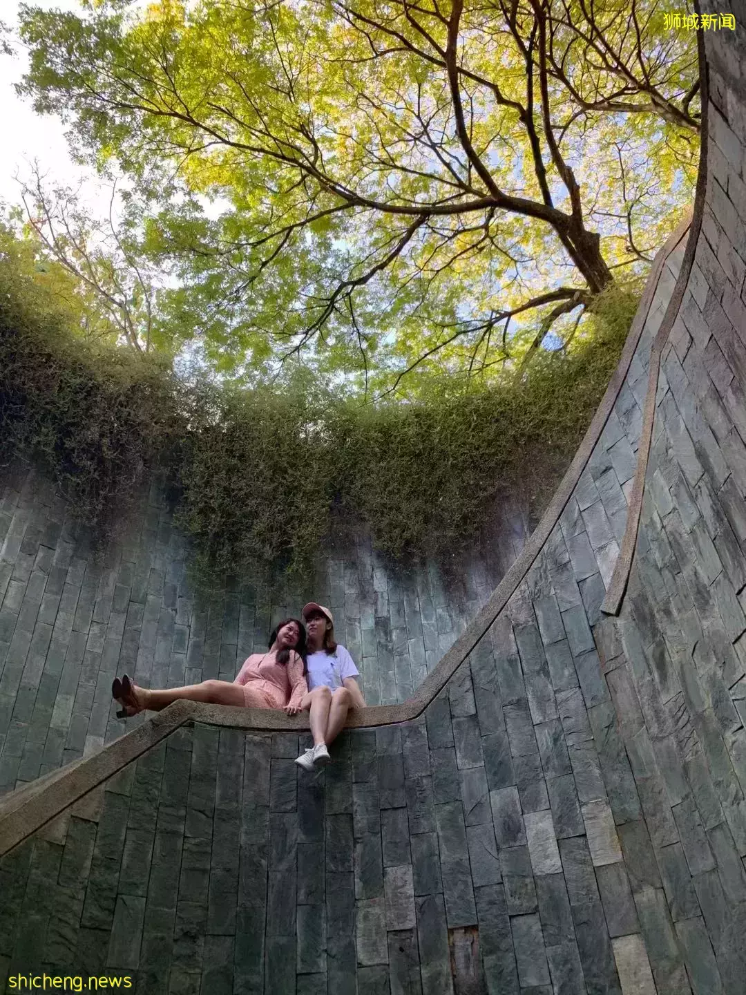 開盤不到10天，已售出超8成單元！是誰？—北靠山，南面水，克拉碼頭旁的綜合性項目Canninghill Piers 康甯河灣