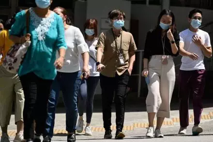 實拍!新加坡長周末人擠爆!在泰國、馬來西亞遭搶劫、被偷!網傳中國十一將開放出境遊