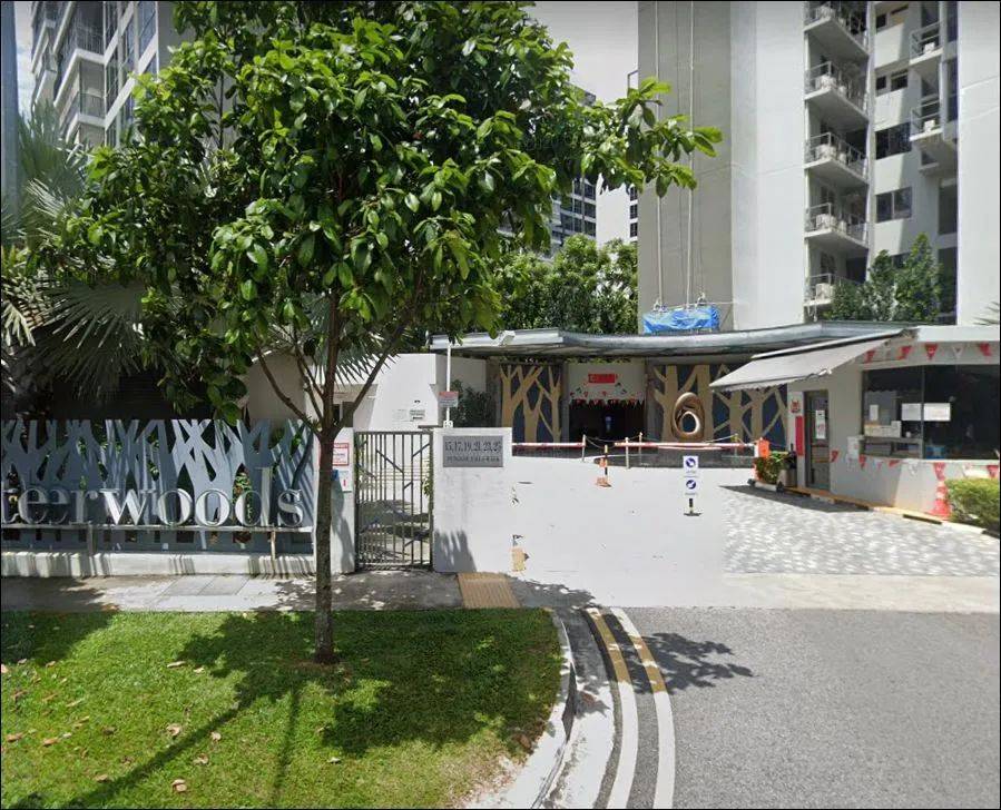 新加坡榜鵝公寓燃起熊熊烈火！窗戶融化，一片焦黑