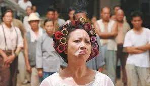 驚呆！新加坡公交司機脖子上戴幾公斤的金鏈子，什麽來頭