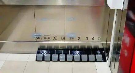 本地国大学生发明电梯按钮神器，公布制作过程全免费
