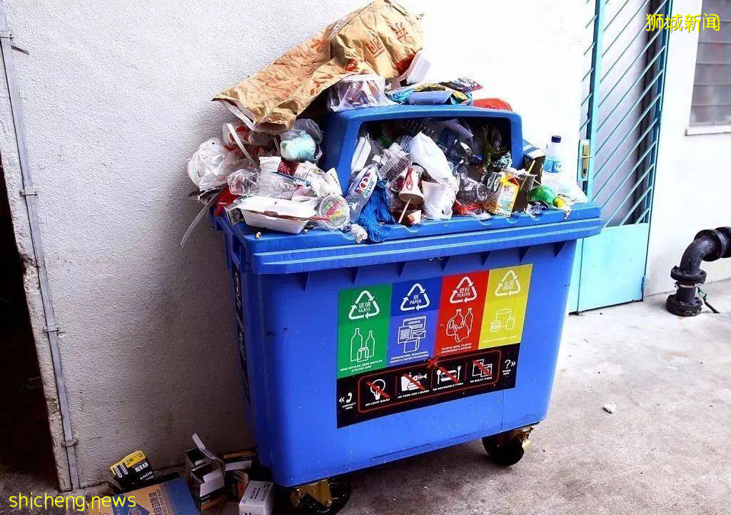 新加坡垃圾堆積成山!清潔工起薪到三千