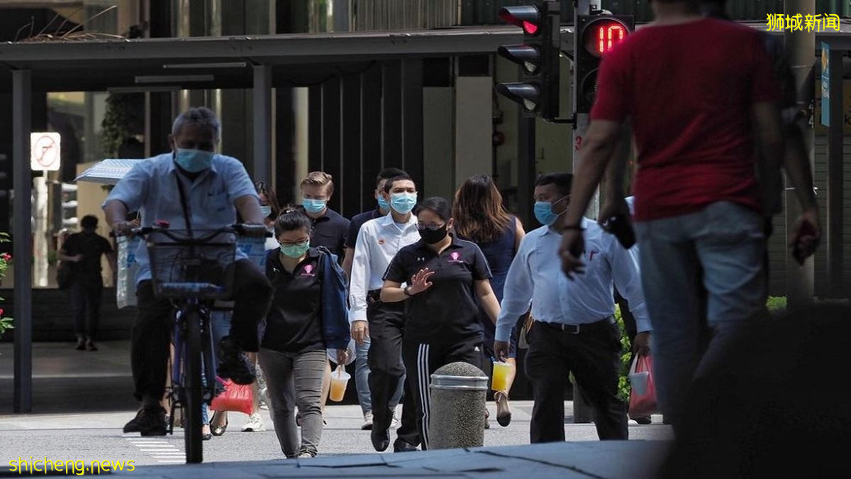 职总给钱了！许多人将拿到S$ 200 至 S$650 的一次现金支付