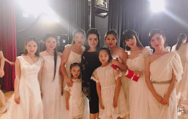 李显龙:很多人没选择回去“祖国”,选择待在了新加坡