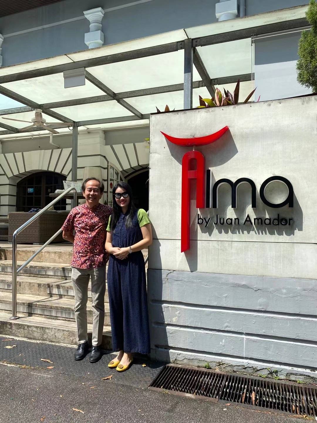 親自打卡!我在烏節路挖到一家超有feel的米其林餐廳