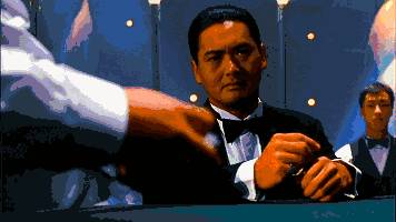 心贼大!新加坡四男子上演人鬼殊途,拿冥钞打牌装大拿