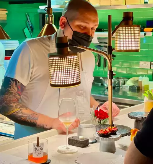 玩在獅城 新加坡這幾個氛圍感絕佳的Hidden bar喜歡品嘗美酒的你一定不能錯過