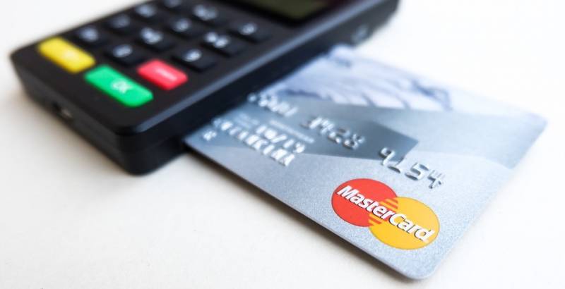 你的信息还安全吗?新加坡两青年盗取信用卡信息被捕