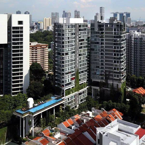 嘉旭阁（Helios Residences）的三层复式顶层公寓欲以$980万出售