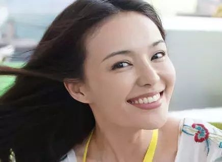 新加坡《小娘惹》女演員因穿著“過分”性感，被歐洲電視台報道