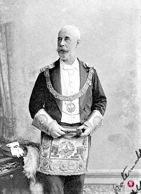 120年前，清朝末代名臣李鸿章逗留新加坡12小时，都做了些什么