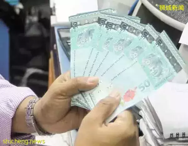 創新高 1：3.18 新元兌令吉 昨早現換錢人龍