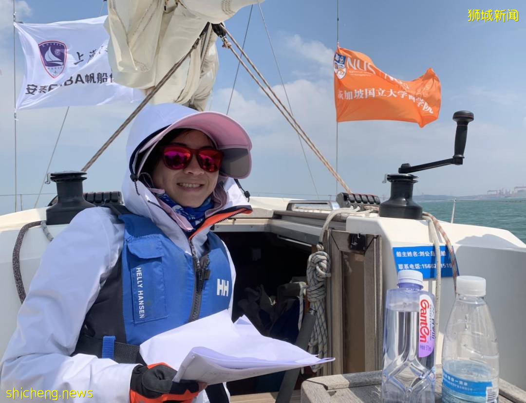 新国大商学院帆船队首次出征夺冠