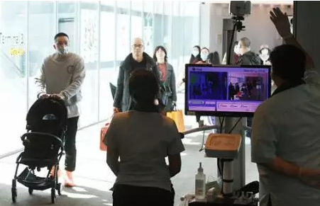 新加坡新冠病例再发两例本地感染、7人病危，政府坐不住了...在家办公吧