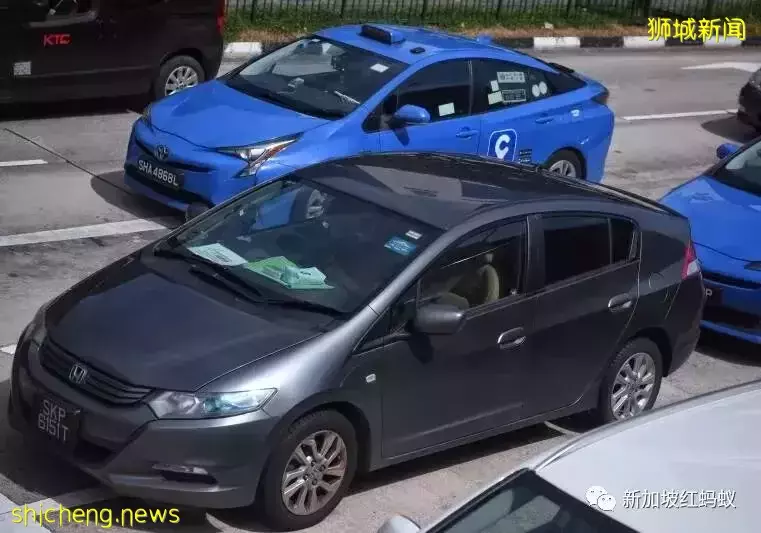 抱怨私召車越來越貴？　新加坡人似乎忘了還可以在路旁截計程車