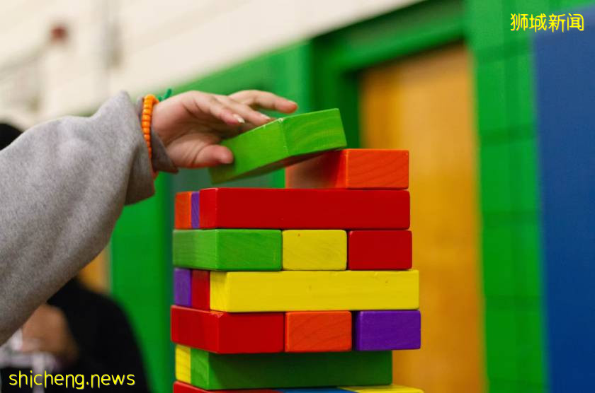 驚！16例死亡！新加坡專家：實際感染人數或比確診多一倍！免費發漱口水