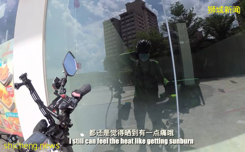 因爲疫情，他從新加坡知名銀行辭職，送起了外賣，日入200新幣