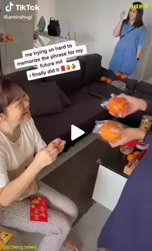 实拍!新加坡马来族女孩给华人男友妈妈拜年,竟说了这些话