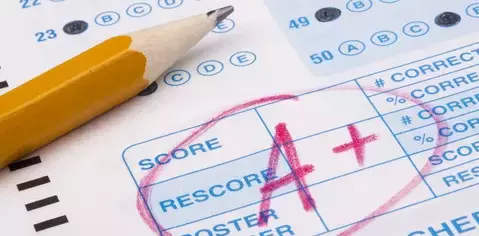 疫情下，马来西亚2.1万人辍学！新加坡没有“垮掉的一代”，全靠怕输精神