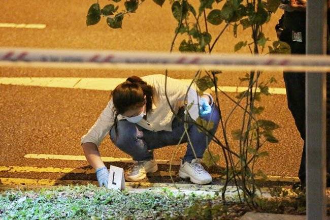 友人抽烟被开罚 他挥刀砍稽查员