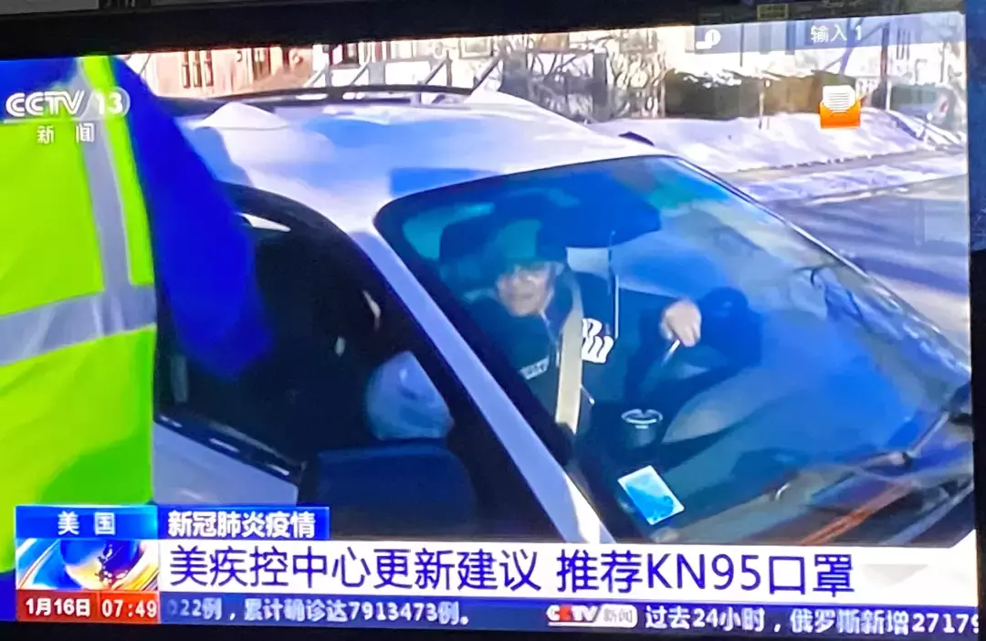 78%社区奥密克戎!前天,新加坡牛车水再现人挤人!张文宏谈北京疫情: 2022疫情或结束