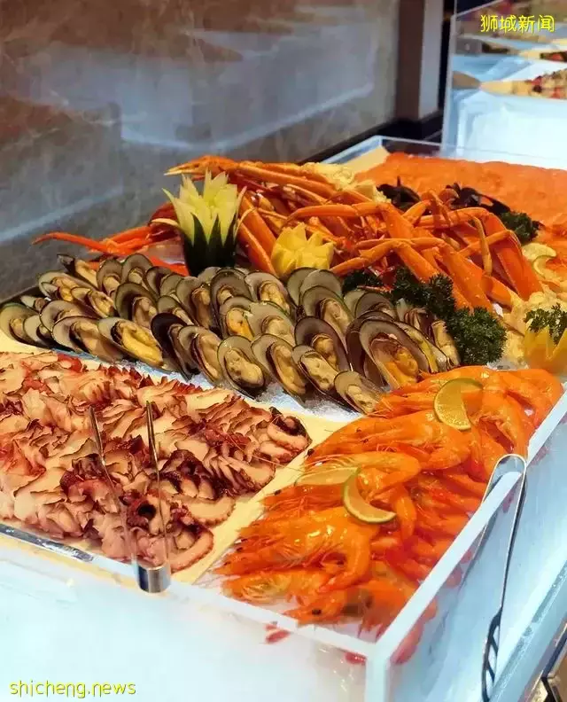 卡尔顿酒店海鲜自助餐买一送一‼只限DBS/OCBC持卡人💳牡蛎帝王蟹腿吃爆TA,即日起生效