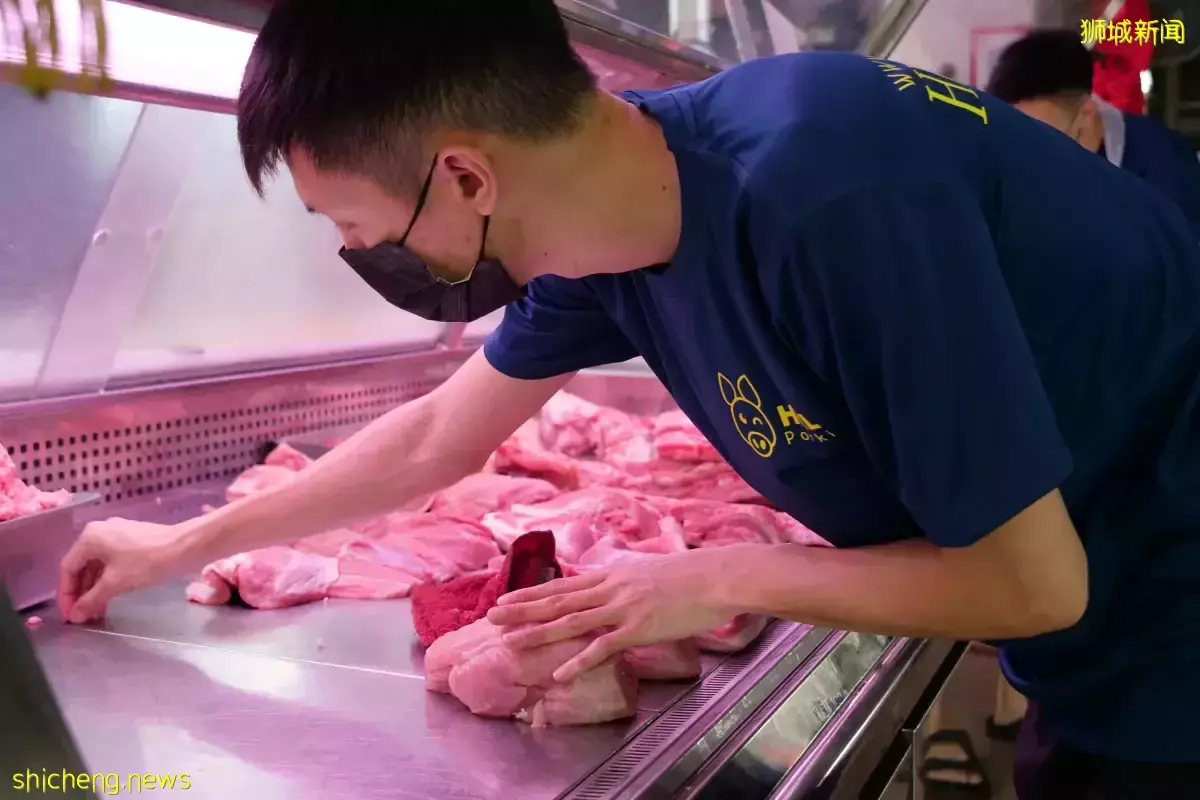 儿时从未想过接手摊档 两兄弟为减轻父亲负担转行卖猪肉