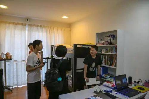 新加坡2020生育率低至1.10,政府加大家庭扶持力度,加强幼儿心理教育