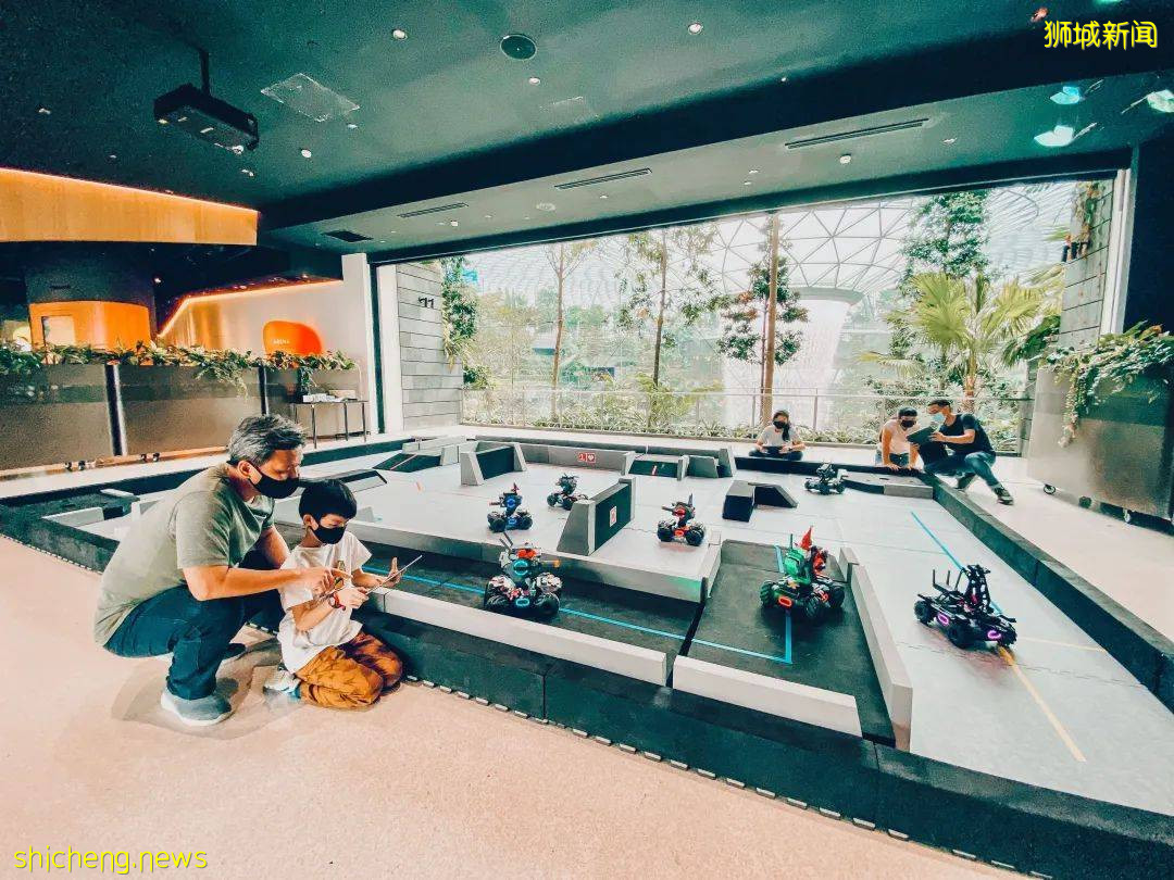 恐龙、游园、卡丁车、环球之旅,樟宜机场都能玩