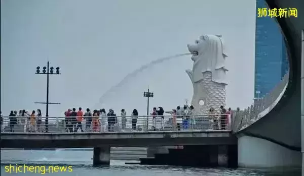 被拒绝入境后,400人为他上街!印尼传教士:新加坡是马来领土