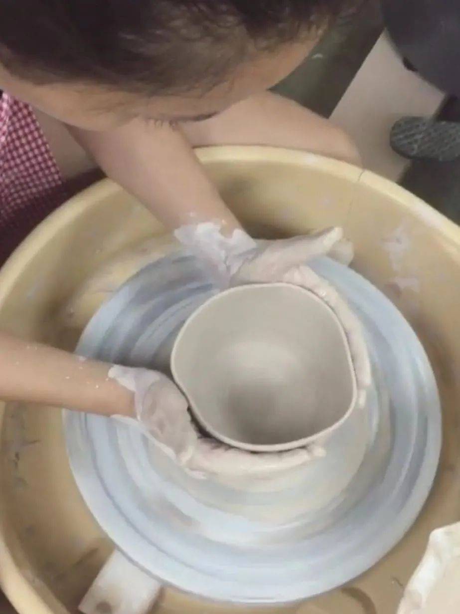 一起玩泥巴!新加坡11家陶艺馆,给娃童年加点糖,还能带作品回家