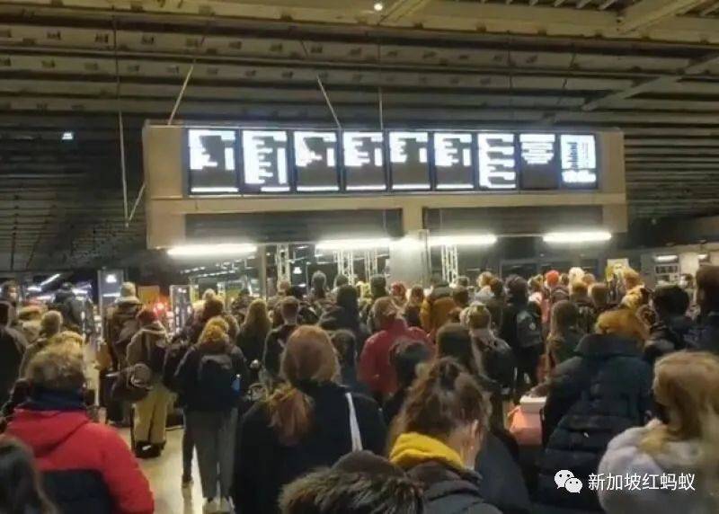 冠病疫情依旧危机四伏 新加坡的防疫消毒不可松懈