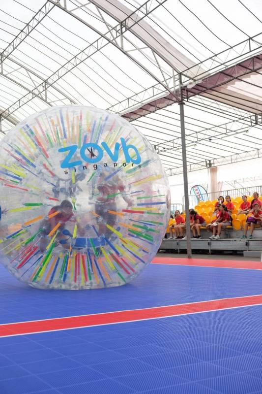 新加坡超大網紅氣球來啦！$35就能玩，翻滾跳躍，還能上山下海，太刺激了