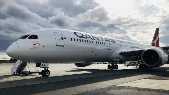 三小時原地起飛降落,新航欲推出“無目的地航班”,網友:飛了個寂寞