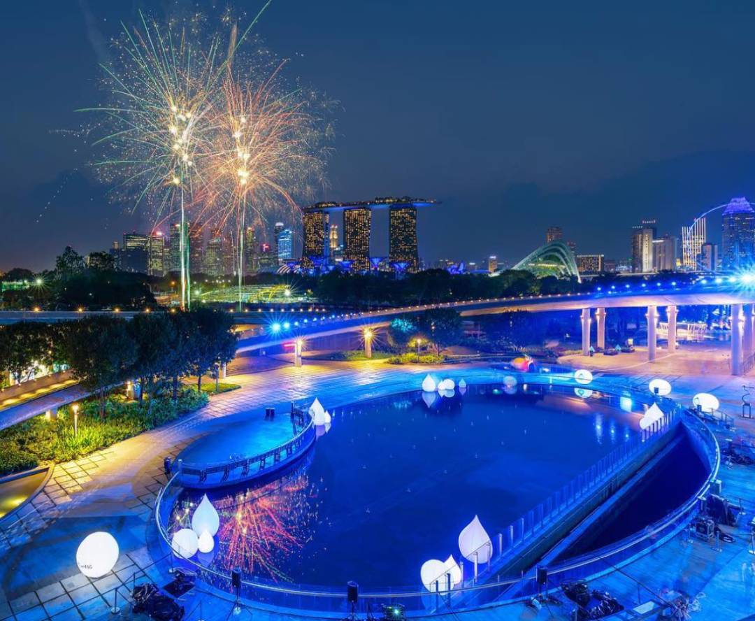 因爲這件事，新加坡變藍了