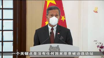 中國外交部長今訪問李顯龍!新加坡重申不會選邊站