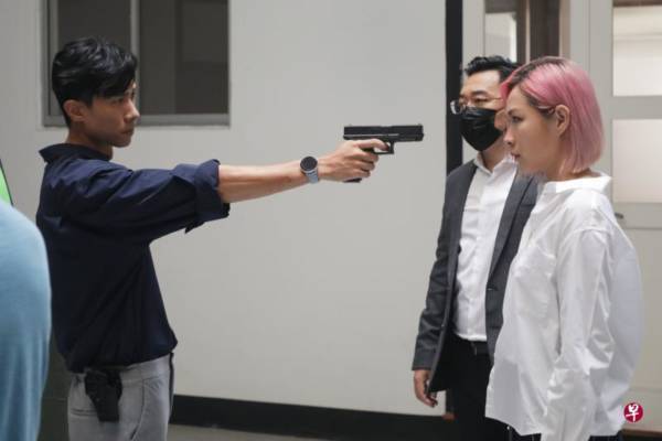 郭亮信有外星人 化身黑客 最想窥觊美国51区秘密