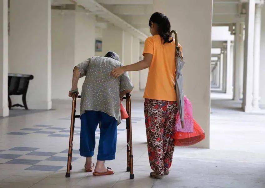 如何减免新加坡女佣税，聘请女佣轻装上阵