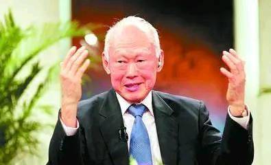 李光耀:新加坡七成是华人,只要有我在,汉语就永远不会是国语